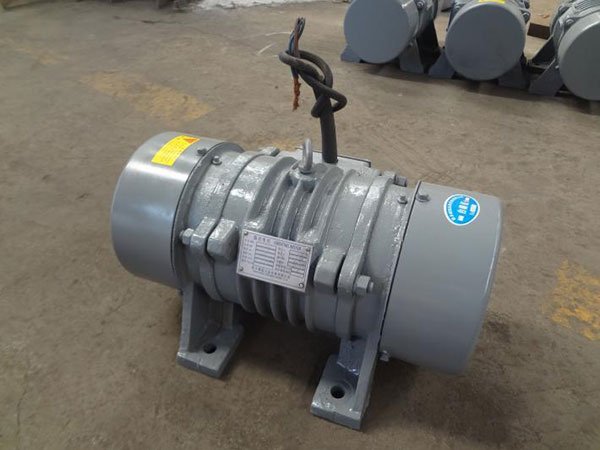 YZO系列振動電機(jī) YZO系列振動電機(jī)